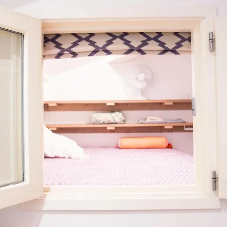 Flo's Atelier - Family 4*