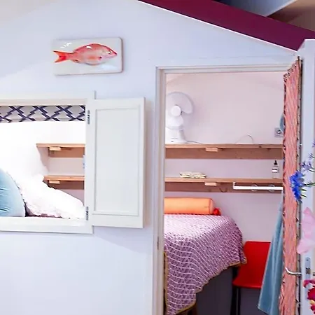 Flo's Atelier - Family Note Is Adjacent To Flo's Guest house