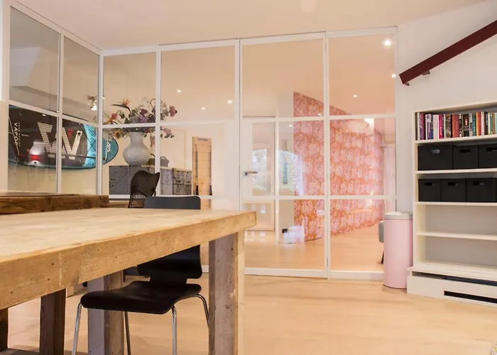 Pensionat Flo's Atelier - Family Note Is Adjacent To Flo's Amsterdam