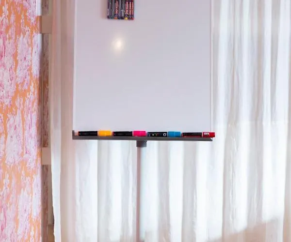 Flo's Atelier - Family Note Is Adjacent To Flo's Pensionat 4*