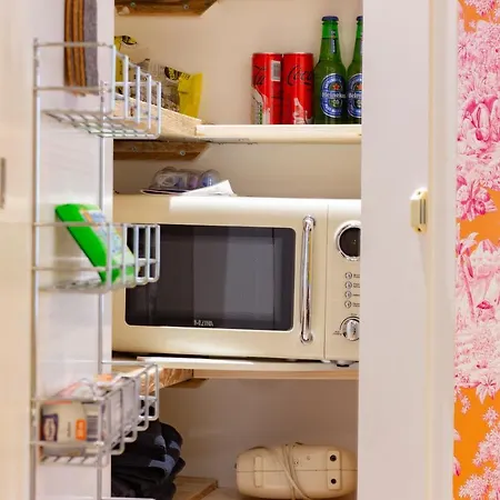 Flo's Atelier - Family Note Is Adjacent To Flo's 4*